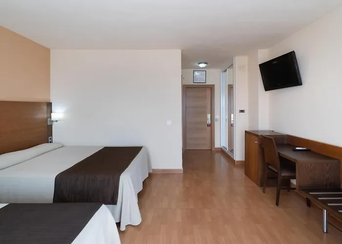 מלון Rincon Sol 4*