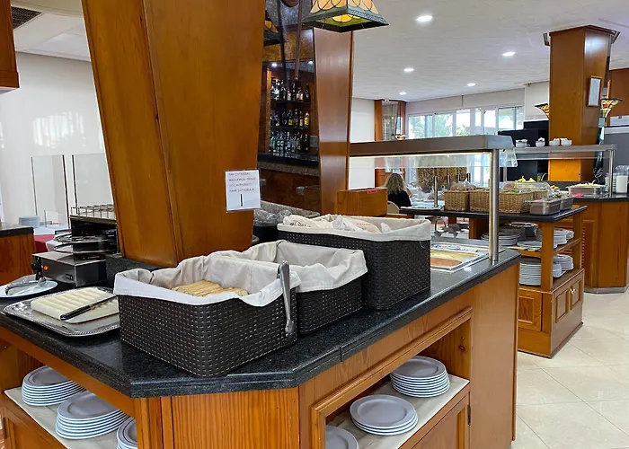 מלון Rincon Sol 4*