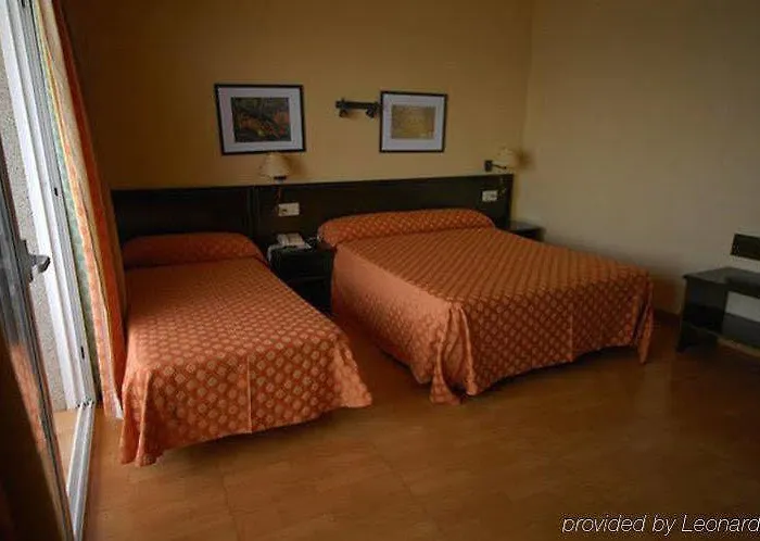 מלון Rincon Sol 4*